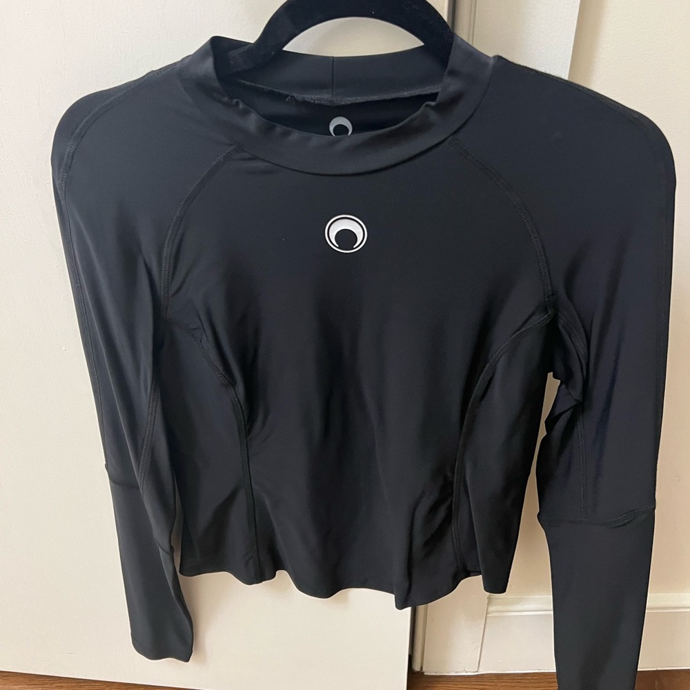 Marine serre top